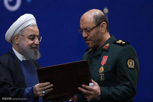 تكريم عوائل شهداء التقنية النووية في ايران